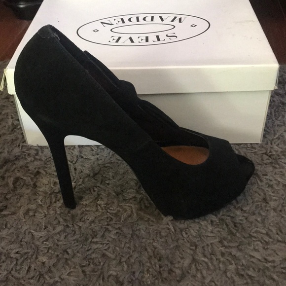 Shoes - Picture 3 of 3